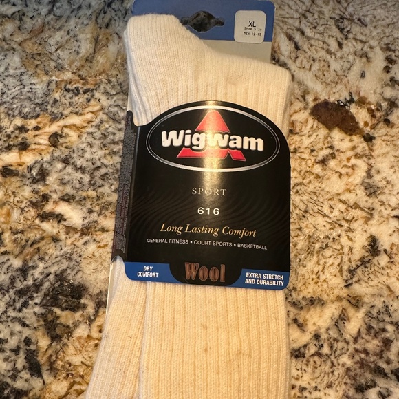 Men's Wigwam Wool Blend Sport Crew Socks.  Size XL (12-15).  NWT. - Picture 1 of 3